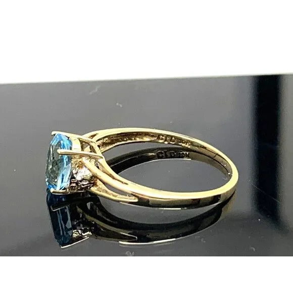 Blue Topaz Oval Cut Cocktail Women's Ring 10k Yellow Gold Estate Jewelry…